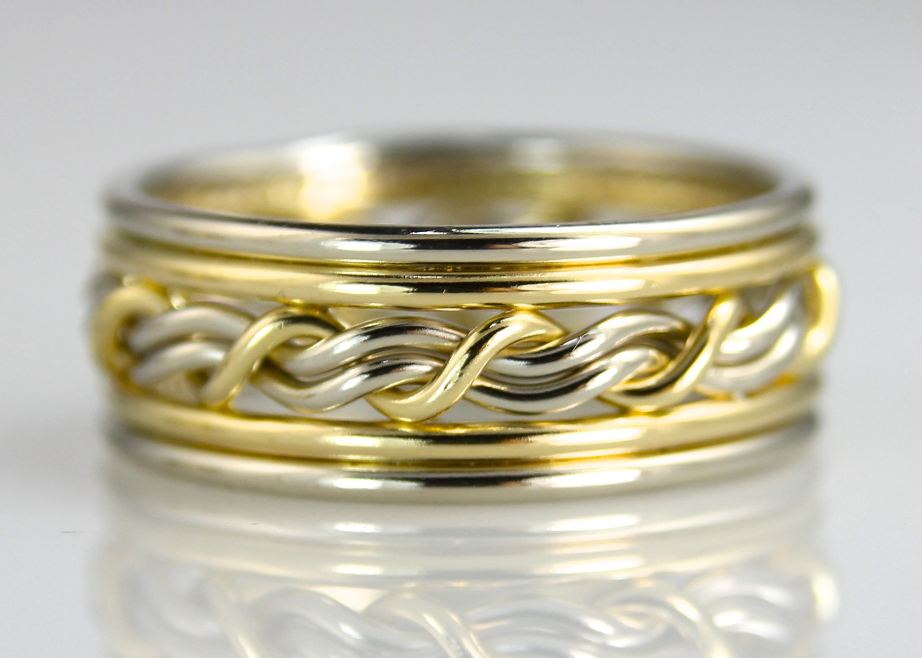 Catholic Wedding Rings: Over 179 Royalty-Free Licensable Stock Vectors &  Vector Art | Shutterstock